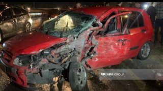 Dairəvi yolda AĞIR QƏZA:  “Hyundai” “KamAZ”la toqquşdu, 5 nəfər...   - FOTO