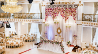 Azərbaycanda şadlıq sarayının qapısı QIFILLANDI   - FOTO