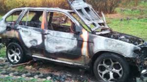 Sərxoş şəxs içərisində 3 yaşlı qız olan “BWM X3” qaçırdı: iz itirmək üçün yandırdı - VİDEO