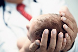 Yol kənarında yeni doğulmuş körpə tapılıb - Bərdədə