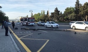 Bakıda ağır qəza:  Yaralılar var 