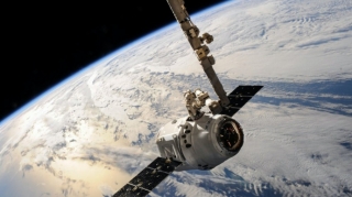 SpaceX  вывела в космос 52 спутника для сети Starlink