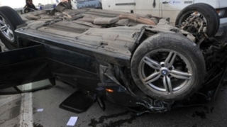 Goranboyda minik maşını aşdı: ana və azyaşlı övladı... 