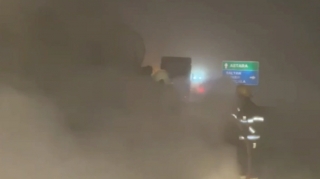 На трассе Алят - Астара загорелся грузовик - ВИДЕО