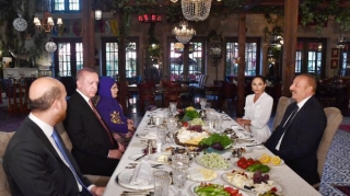 Türkiyə Prezidenti və xanımının şərəfinə nahar verildi - FOTO