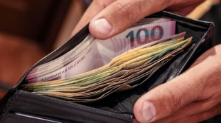 450 min şəxsin minimum əməkhaqqı artırılacaq