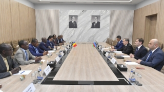 RİNN-də Boukar Mişel ilə görüş keçirilib - FOTOLAR 