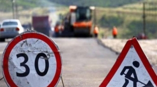 В центре Баку частично ограничат движение транспорта 