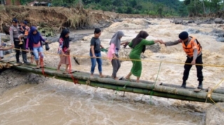 Təbii fəlakət 23 nəfərin ölümünə səbəb oldu 