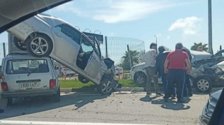 Ağır yol qəzasının görüntüləri kameraya düşdü - ANBAAN VİDEO 