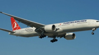 Türkiyə İranla uçuşları bərpa edir 