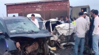 İki avtomobil toqquşdu, iki nəfər öldü 