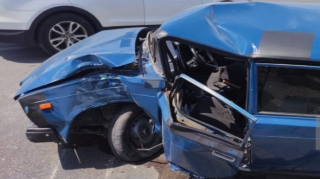 Xaçmazda iki maşın toqquşub, xəsarət alanlar var - FOTO 