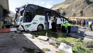 Zəvvarları daşıyan avtobus gülləbaran edildi: 7 ölü, 14 yaralı