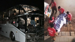 Pakistanda faciə:  Daşqından sağ çıxanlar avtobusda yanaraq öldülər - FOTO 