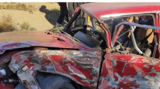 Goranboyda iki avtomobil toqquşub, xəsarət alanlar var    - FOTO