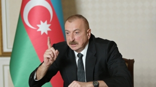 "Yerindən duran burada bizə mız qoymaq istəyir" - Prezident 