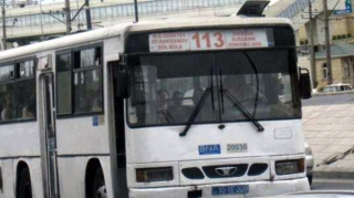 Bakıda avtobus evə çırpıldı - 5 sərnişin xəsarət aldı 