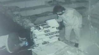 Bakıda 20 evdən oğurluq edən dəstə üzvləri saxlanıdlı - VİDEO   - FOTO