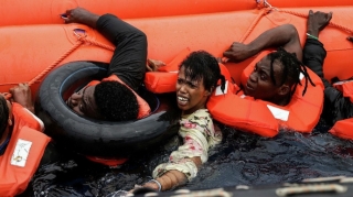 Fransa sahil mühafizəsi 243 miqrantı xilas edib