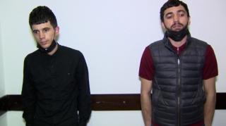 Nəsimidə 3 maşını qaçırıb marketdən oğurluq edənlər saxlanıldı  - VİDEO