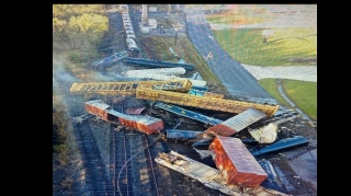 Qatarın 25 vaqonu reysdən çıxdı - ANBAAN  - VİDEO