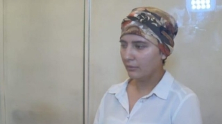 Prokuror körpəsini öldürən qadına 16 il həbs istədi 