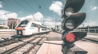 Abşeron Dairəvi dəmir yolu xətti üzrə hərəkət edən qatarların sayı artırılıb