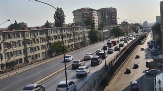 На каких улицах Баку 30 июля наблюдаются транспортные заторы? - ФОТО