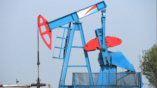 Azərbaycan nefti ucuzlaşdı 