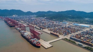 Bakı Limanında əlavə 4 dəmiryol xətti və konteyner terminalı  tikiləcək