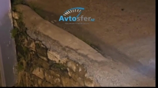 Bakının bu küçəsində səki qəfil yoxa çıxıb - VİDEO 