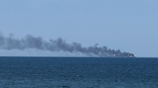 Hörmüz boğazında tanker partladı 