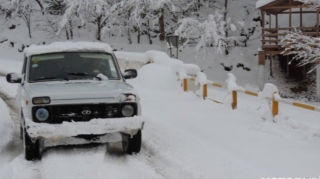 Azərbaycanın bu bölgələrinə güclü qar yağdı - Yollarda çətinlik yarandı  - VİDEO
