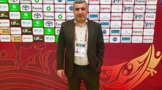 Tanınmış jurnalist koronavirusa yoluxub, süni tənəffüs aparatına qoşulub