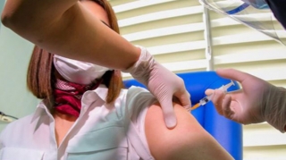 Dünyada 2 milyarddan çox vaksin vurulub