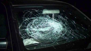 Bakıda avtomobil qadını vuraraq ağır xəsarət yetirib 