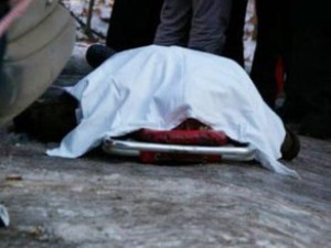 42 yaşlı qadın özünü qatarın altına ataraq intihar edib