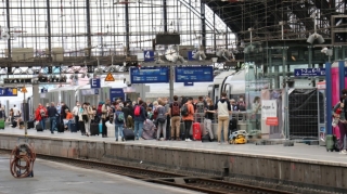 Almaniyada qatar maşinistlərinin tətili ölkədə nəqliyyatı iflic edib  - FOTO