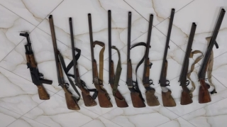 Ələt-Astara yolunun kənarından "Kalaşnikov" avtomatı tapıldı  - FOTO