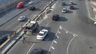 Sürücülərin nəzərinə:  Bu yolda təmir işləri aparılır