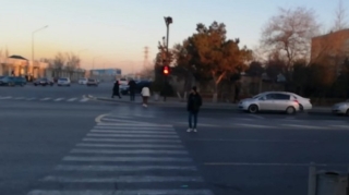 Sumqayıtda piyadanı avtobus vurub   - FOTO