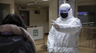 Dövlətlə yanaşı əhali də koronavirusla mübarizə aparmalıdır - Həkim 