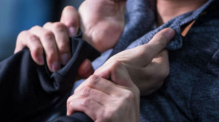 Gədəbəydə kişi arvadını bıçaqladı  - Oğul da atasını öldürdü 