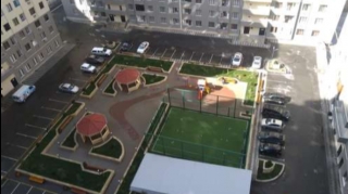 “Kristal Abşeron”da avtomobillər həyətdən niyə çıxarılır? - ŞİKAYƏT VAR 