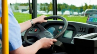 Bakıda avtobus sürücüsü küçədə döyüldü 