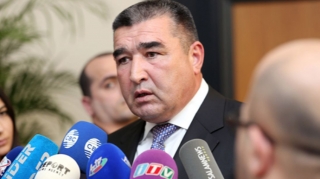 Etibar Pirverdiyev 106 milyonluq tenderə qatılıb? 