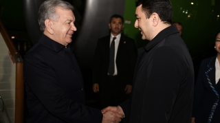 Mirziyoyev Bakıda - FOTO