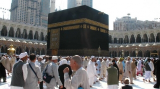 Peyvənd olunmuş insanların Ramazanda Ümrə ziyarətinə  icazə veriləcək