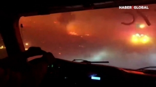 ABŞ yanğınsöndürənləri “alov tuneli”ndə  - VİDEO